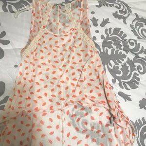 Forever 21 high low tank top